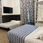 Molly Bed & Breakfast 4*